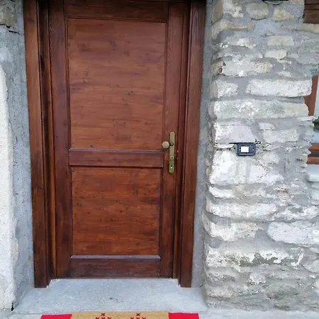 度假居 Chalet Saint Salod - Pila Charvensod